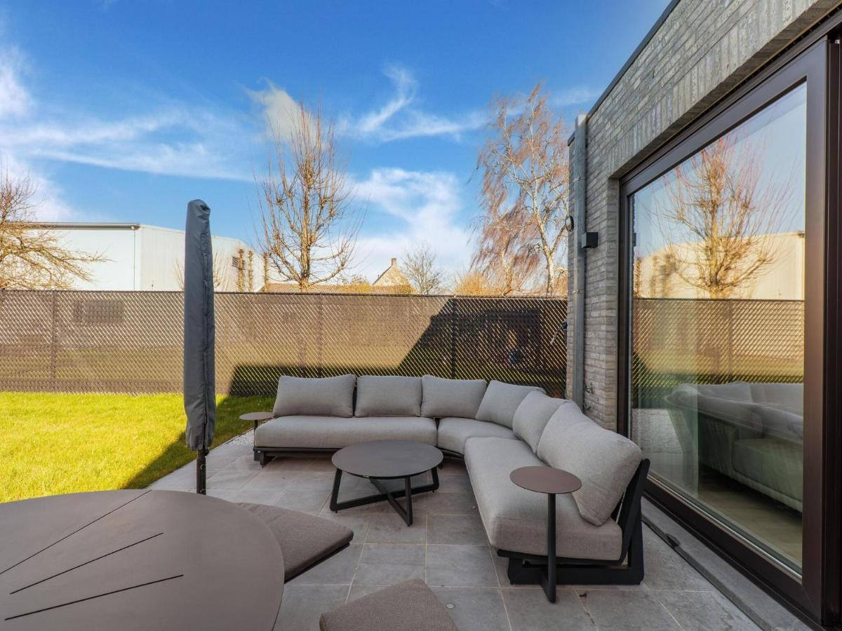Modern Holiday Home With Garden Aardenburg Eksteriør bilde